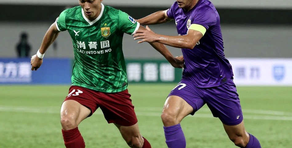 David Aje gia nhập Manchester United: Cuộc chiến học viện thành Manchester bước sang giai đoạn mới David Aje gia nhập Manchester United: Cuộc chiến học viện thành Manchester bước sang giai đoạn mới
