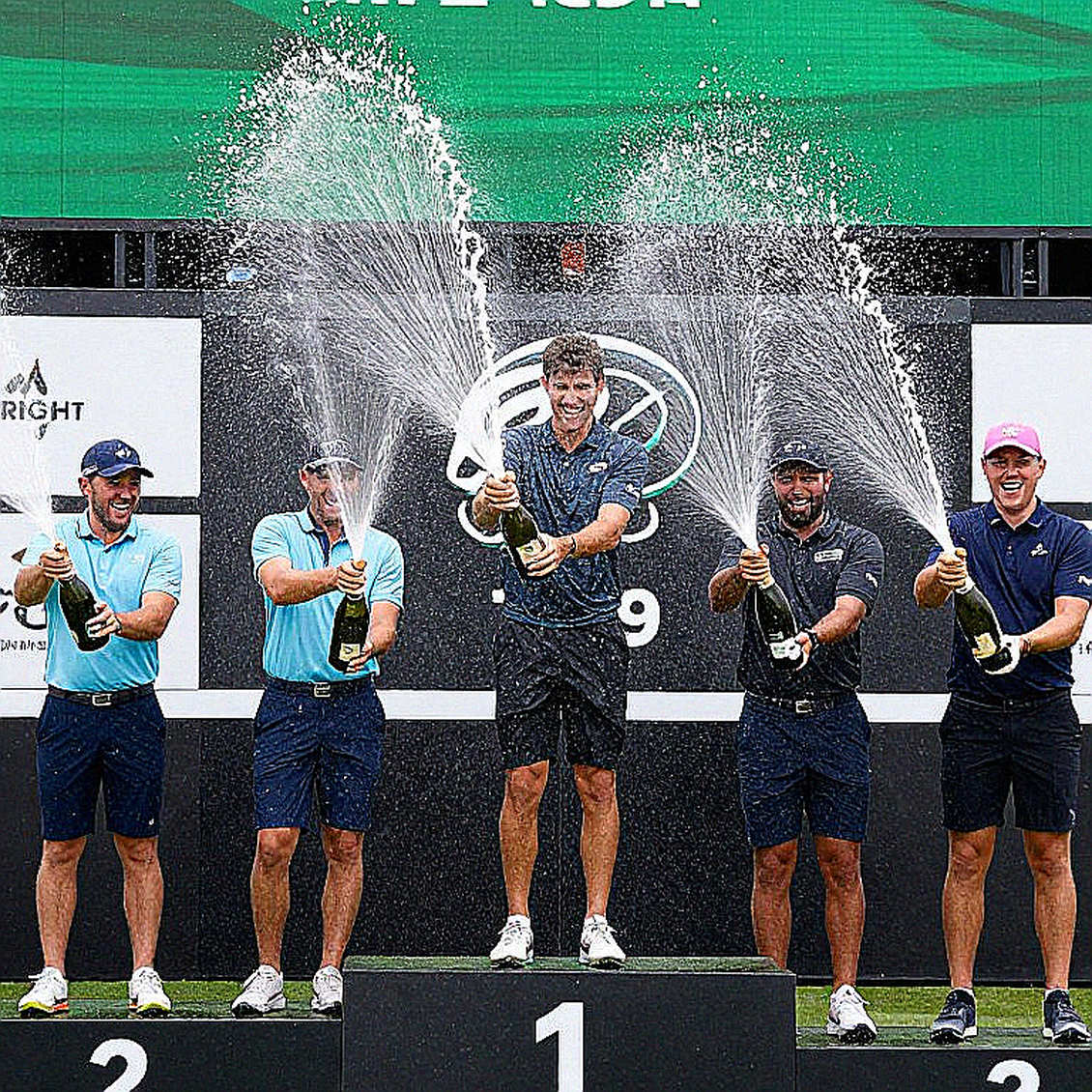 Walker Cup 2026 tại Lahinch: Hai triết lý chuẩn bị, một chiếc cúp – Bài học từ cơn gió 50 dặm/giờ Walker Cup 2026 tại Lahinch: Hai triết lý chuẩn bị, một chiếc cúp – Bài học từ cơn gió 50 dặm/giờ
