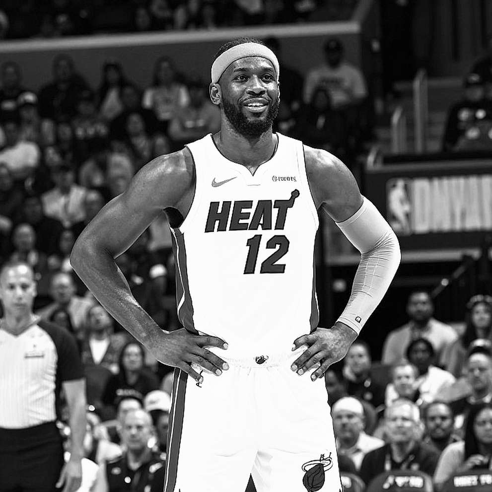 Knicks ký năm hợp đồng Exhibit 9: Bài toán suất đứng khi roster 15 người đã kín Knicks ký năm hợp đồng Exhibit 9: Bài toán suất đứng khi roster 15 người đã kín