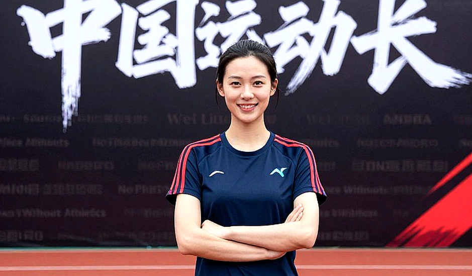 Ngetich phá kỷ lục nữ bán marathon với 1:05:15: một giây, và khoảng cách 2:23