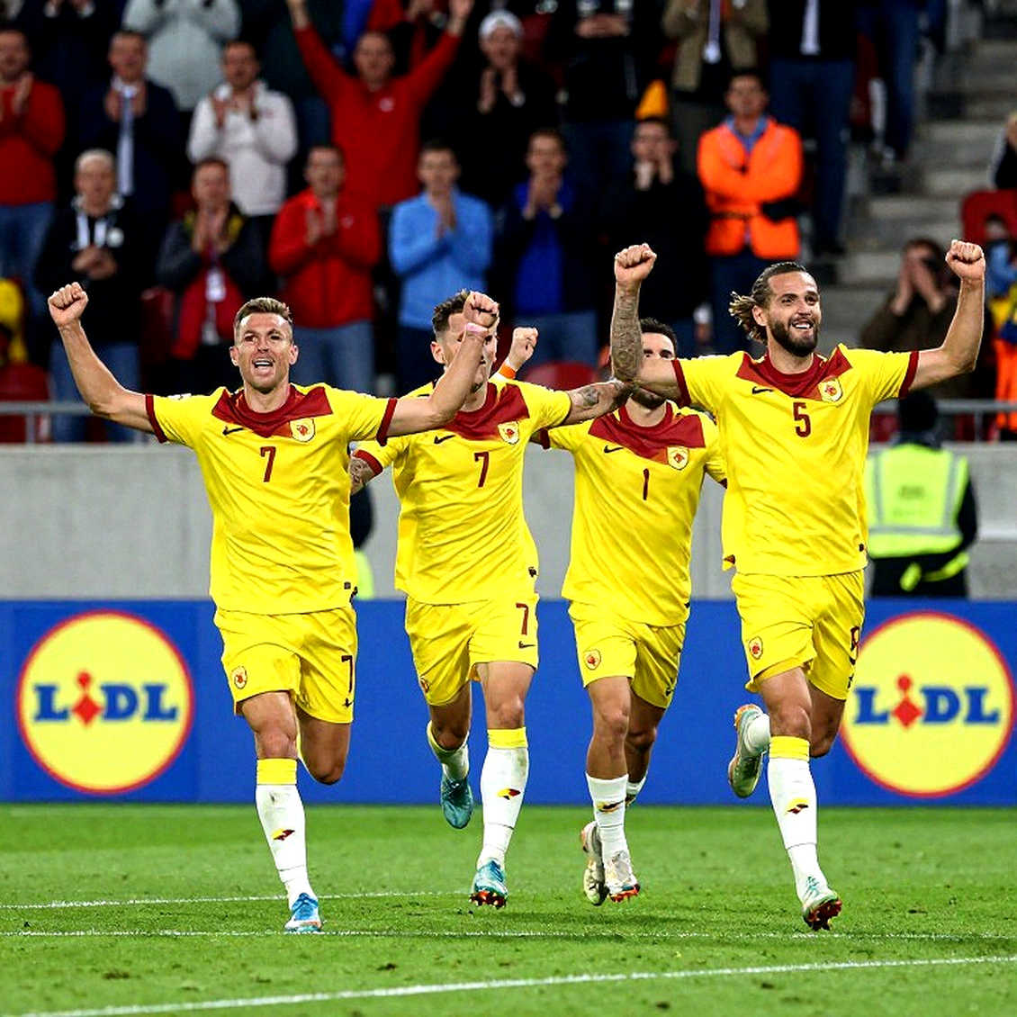 Quang Hải vắng mặt ở FIFA ASEAN Cup 2026: Hình học tuyến giữa và bài toán hai người của Hoàng Đức