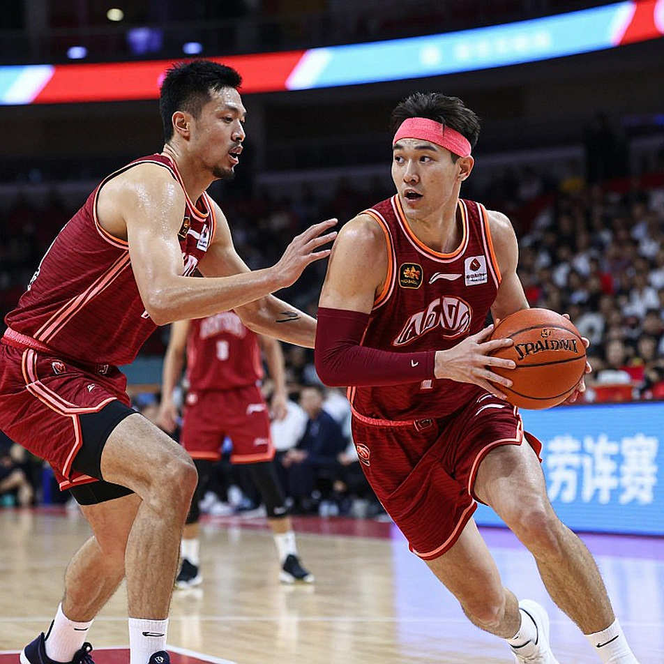 Josh Hart ném bóng ở Yankee Stadium: chỉ dấu thương mại đáng chú ý hơn cả bảng thống kê Josh Hart ném bóng ở Yankee Stadium: chỉ dấu thương mại đáng chú ý hơn cả bảng thống kê