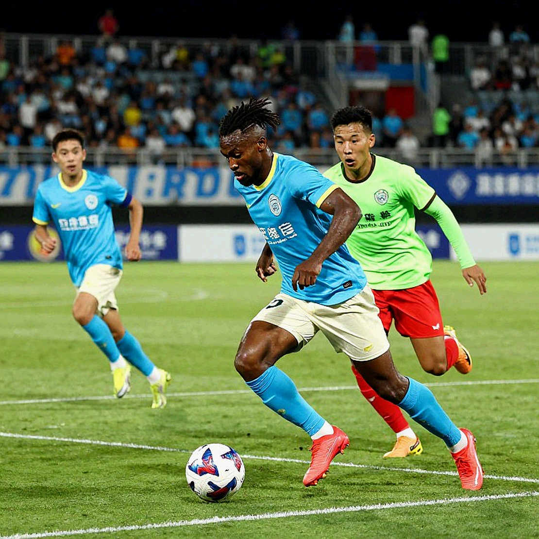 Romero và mảnh ghép thủ lĩnh: Argentina thắng 4-0 nhưng tín hiệu thật nằm ở băng đội trưởng