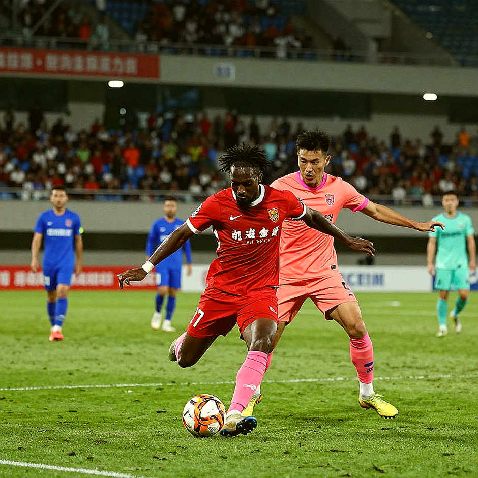 Lens fall at home to Lorient; Doumbia shines to give Brest first win; Nice remain winless Lens fall at home to Lorient; Doumbia shines to give Brest first win; Nice remain winless