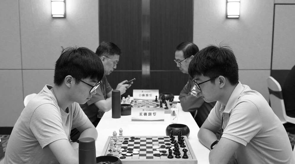 GCL 2026: Nepomniachtchi bóp nghẹt Carlsen, vượt Sindarov bằng đồng hồ — nhưng dữ liệu của chúng ta đang ở đâu?