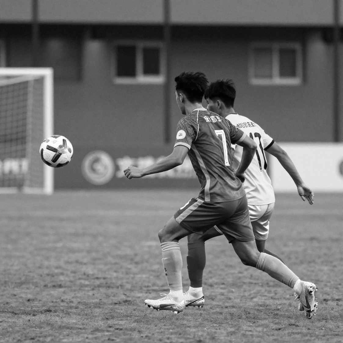 Emil Audero ra mắt La Liga: bảy lần cứu thua ở Bernabéu và dấu mốc của bóng đá Indonesia Emil Audero ra mắt La Liga: bảy lần cứu thua ở Bernabéu và dấu mốc của bóng đá Indonesia