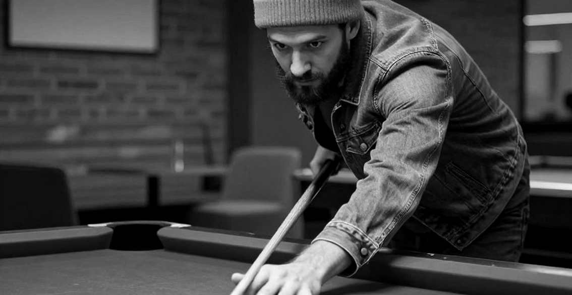 English Open: Khi bàn bi im lặng, Trump quét trắng còn Selby ký tên bằng break 128