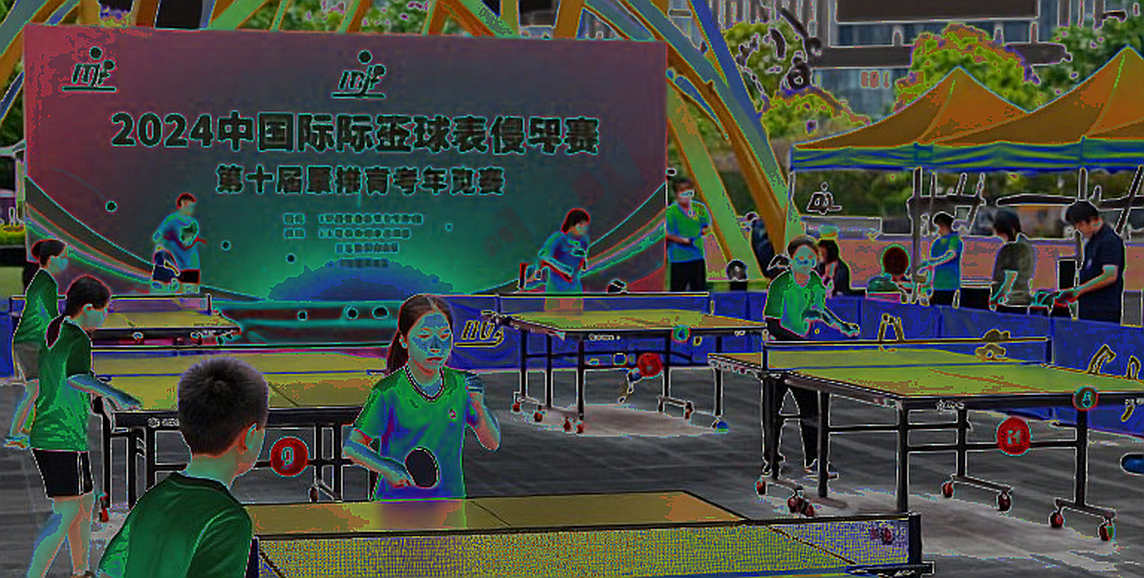 U11 Anh: Bảng vòng tròn mười người, và một danh hiệu được định đoạt bằng đúng một trận