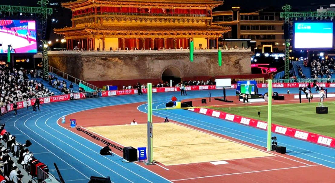 Amy Hunt khẳng định phong độ mạnh mẽ với 22.16 giây ở cự ly 200m Diamond League