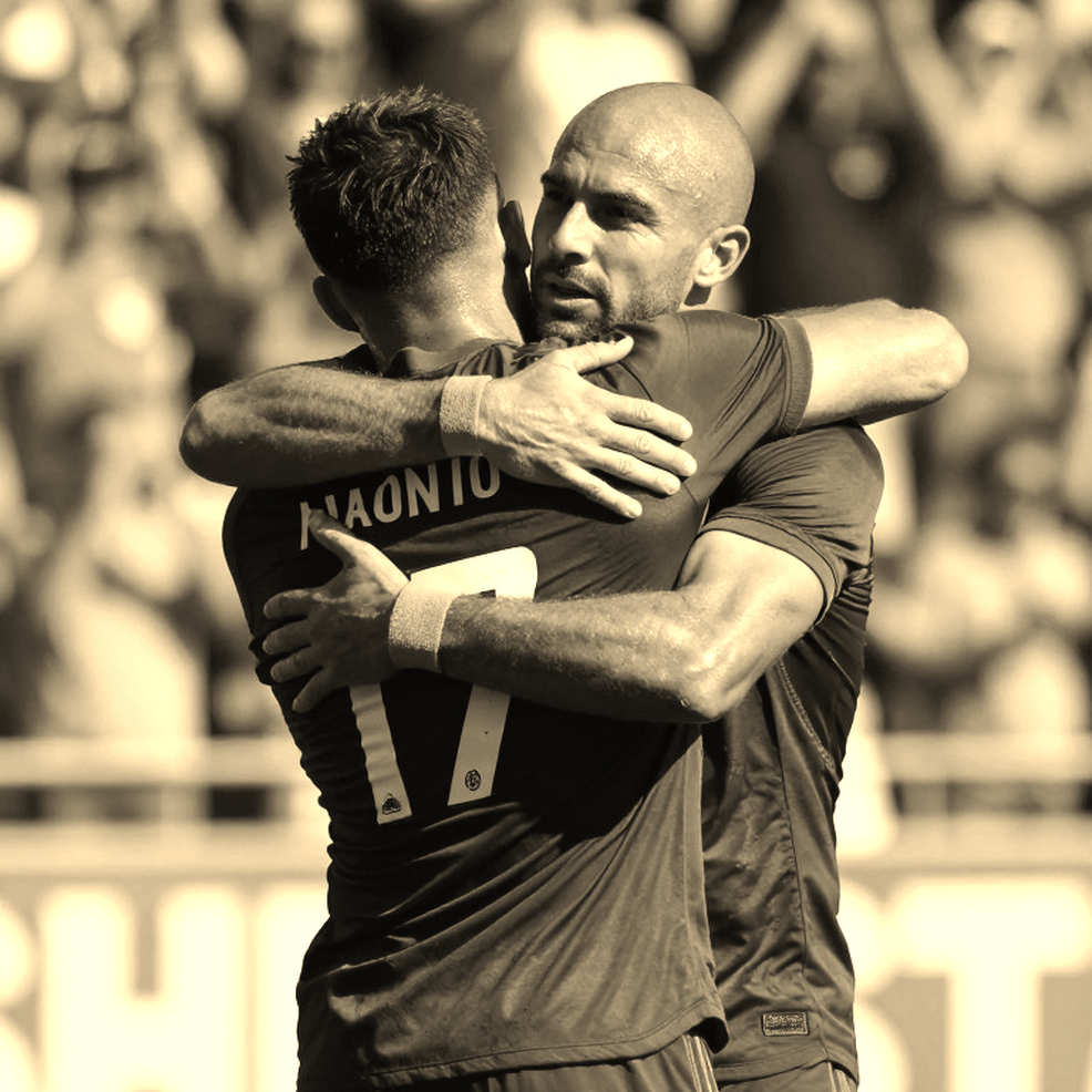 Ronaldo, mùa thu cuối cùng và bàn thắng thứ 1.000: Địa tầng của một lời chia tay Ronaldo, mùa thu cuối cùng và bàn thắng thứ 1.000: Địa tầng của một lời chia tay
