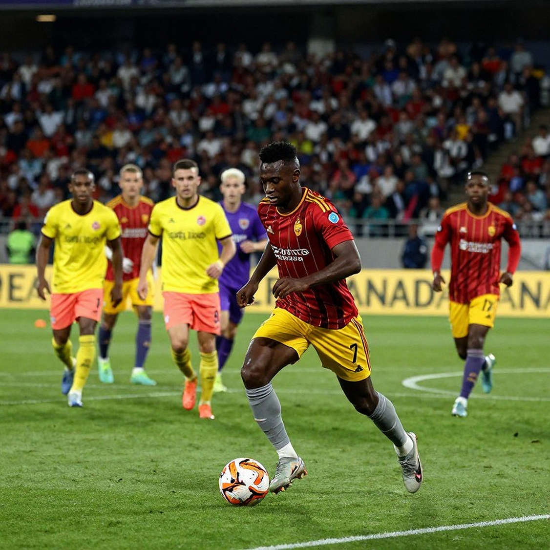 Udinese trước Cagliari: Runjaic để ngỏ vai trò của Zaniolo, chờ Zanoli và trao cơ hội cho Chakvetadze Udinese trước Cagliari: Runjaic để ngỏ vai trò của Zaniolo, chờ Zanoli và trao cơ hội cho Chakvetadze