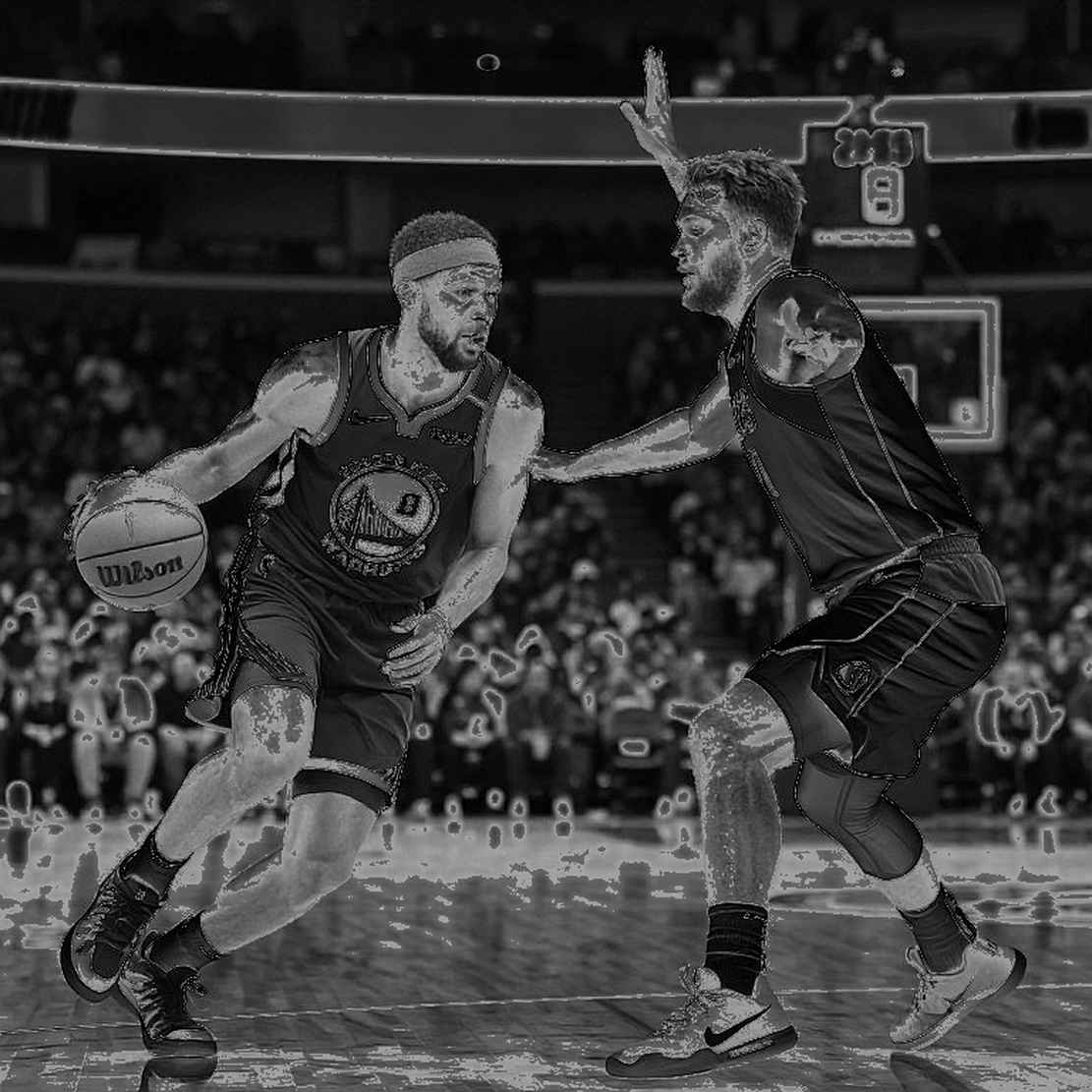Noah Penda's Dunk That Ricocheted Off His Own Face: A Blooper, and a Development Signal