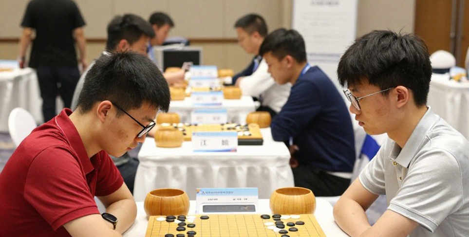 Elephant Gambit: Khi một nhánh khai cuộc thế kỷ 19 được đóng gói thành bản tin thời sự