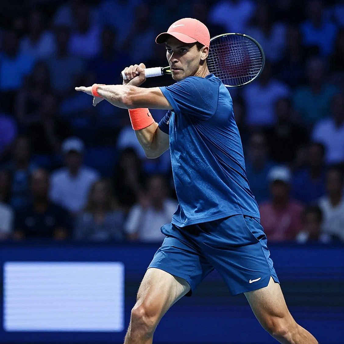 Djokovic và bản hợp đồng với thời gian: Khi cơ thể 39 tuổi ký từng hiệp đấu ở Bắc Kinh