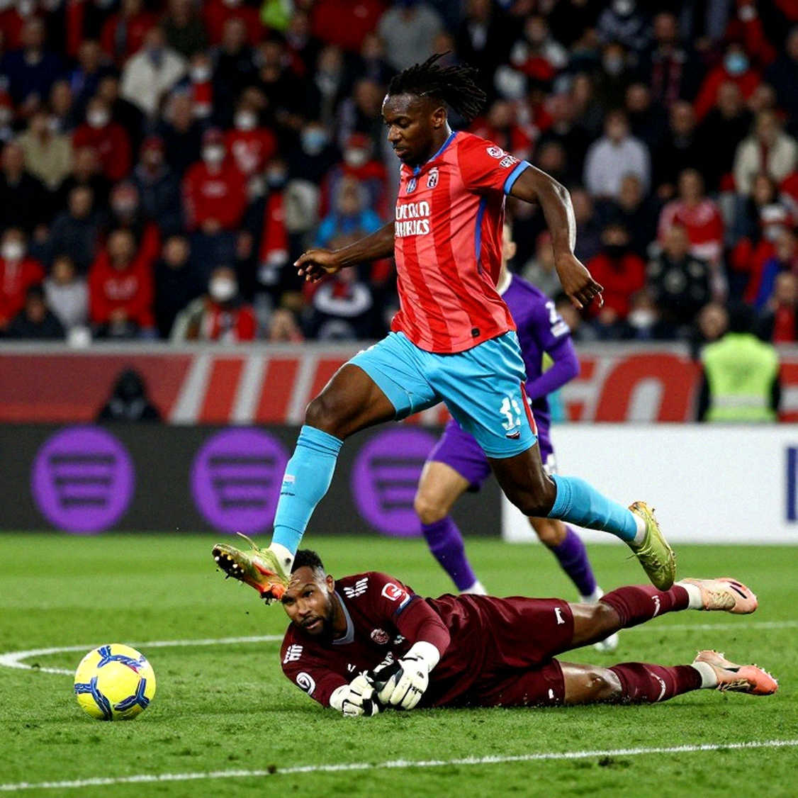 Galatasaray Files Request to UEFA Before Lille Trip: Fan Safety Is the Only Variable Left Blank