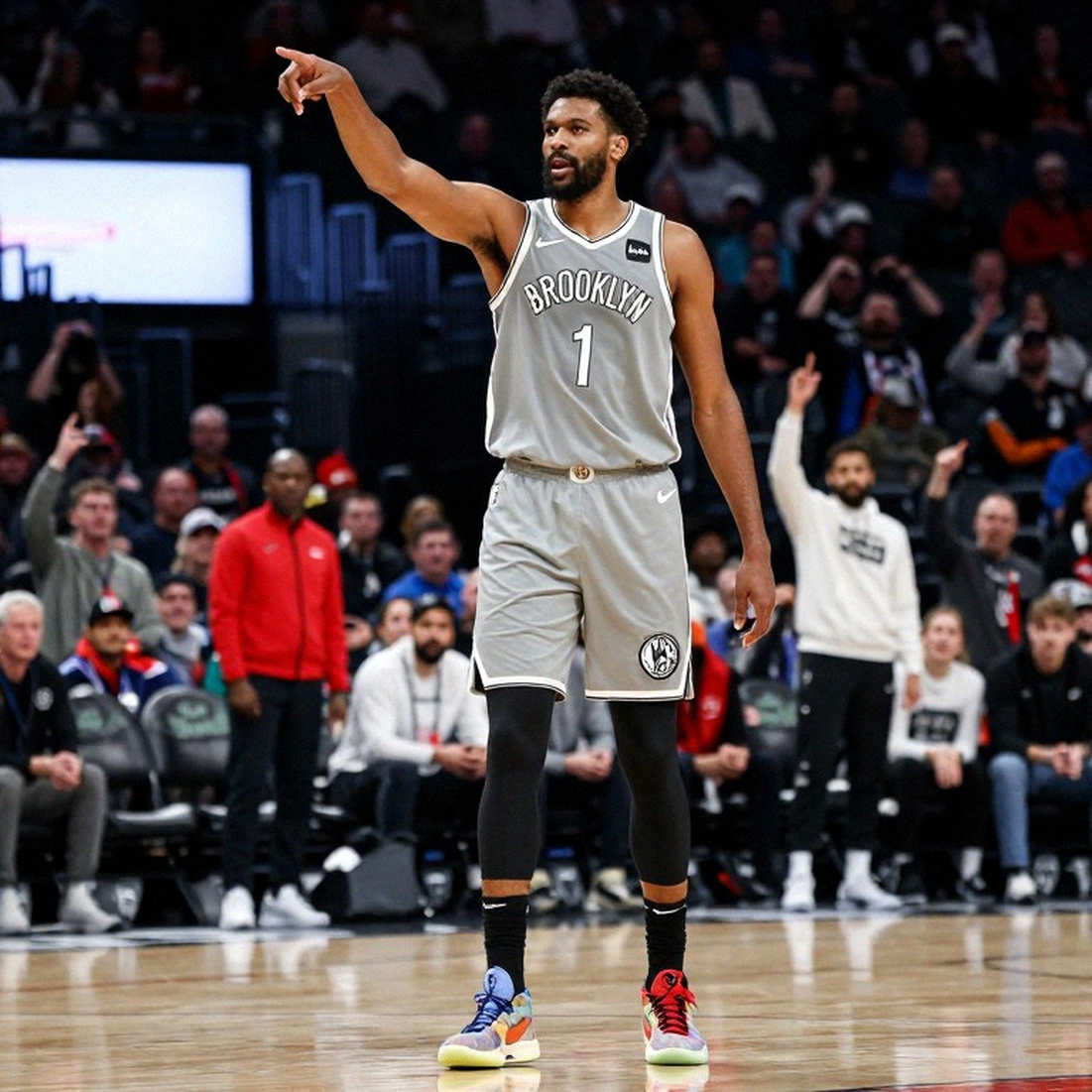 Pat Beverley Emphasizes Mental Attitude of NBA Superstars in European Basketball Pat Beverley Emphasizes Mental Attitude of NBA Superstars in European Basketball