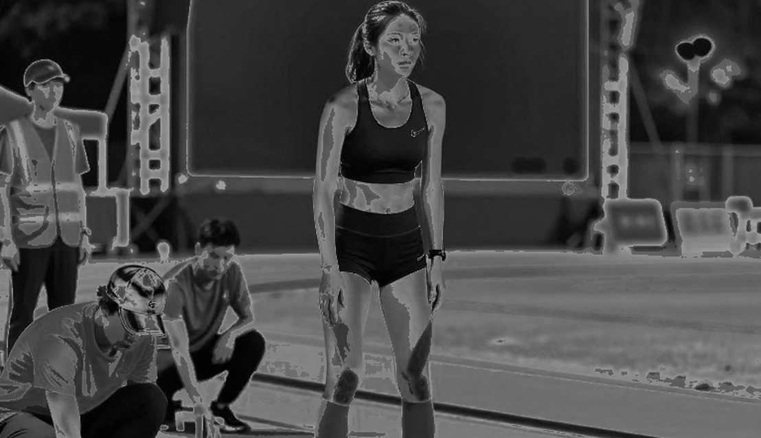 Ngetich phá kỷ lục bán marathon nữ thuần một giây: Ranh giới mà dòng tít bỏ quên