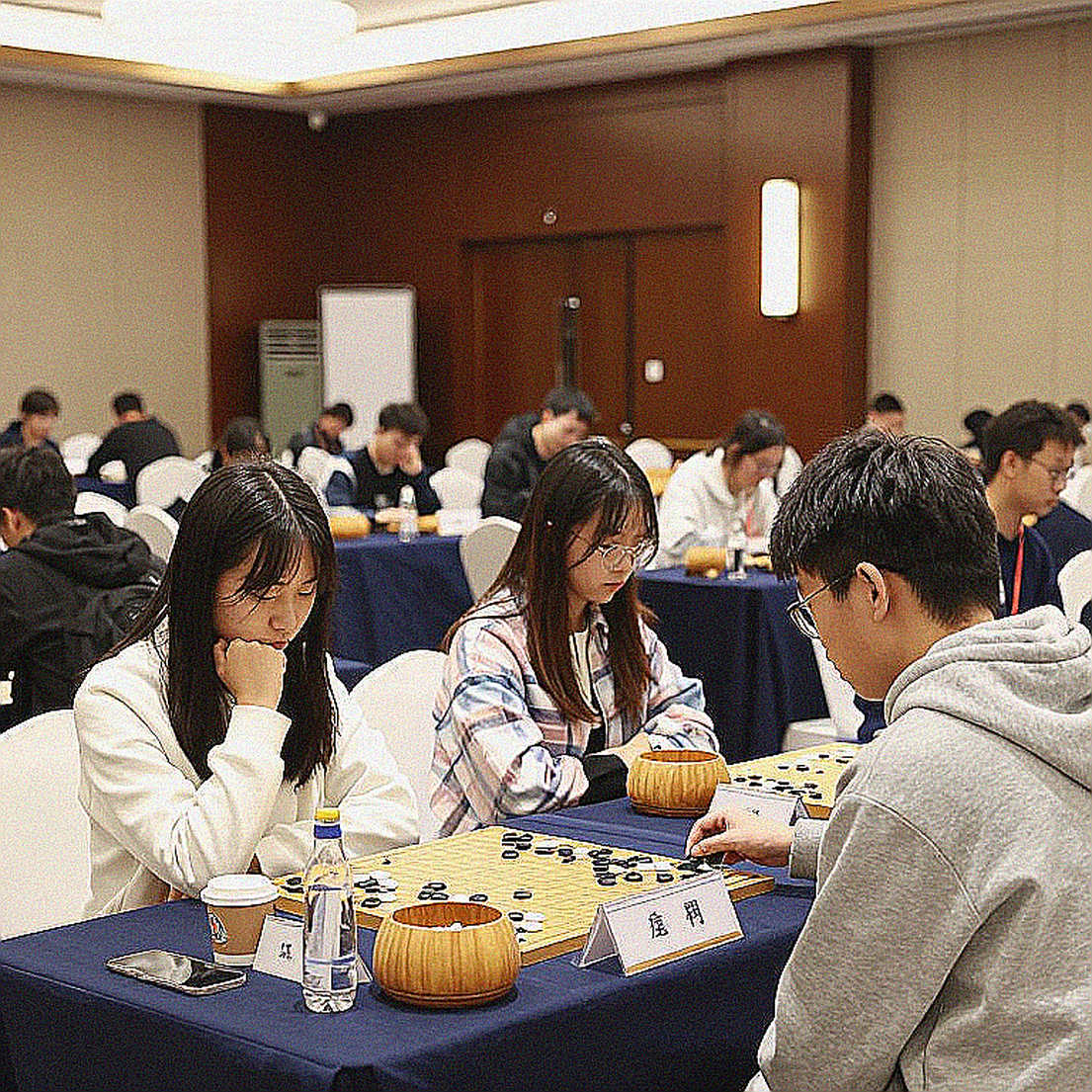 Yagiz Kaan Erdogmus: Hiện tượng 15 tuổi phá vỡ mọi kỷ lục tuổi tác và cuộc đua tham vọng của Thổ Nhĩ Kỳ với Ấn Độ trên bàn cờ thế giới