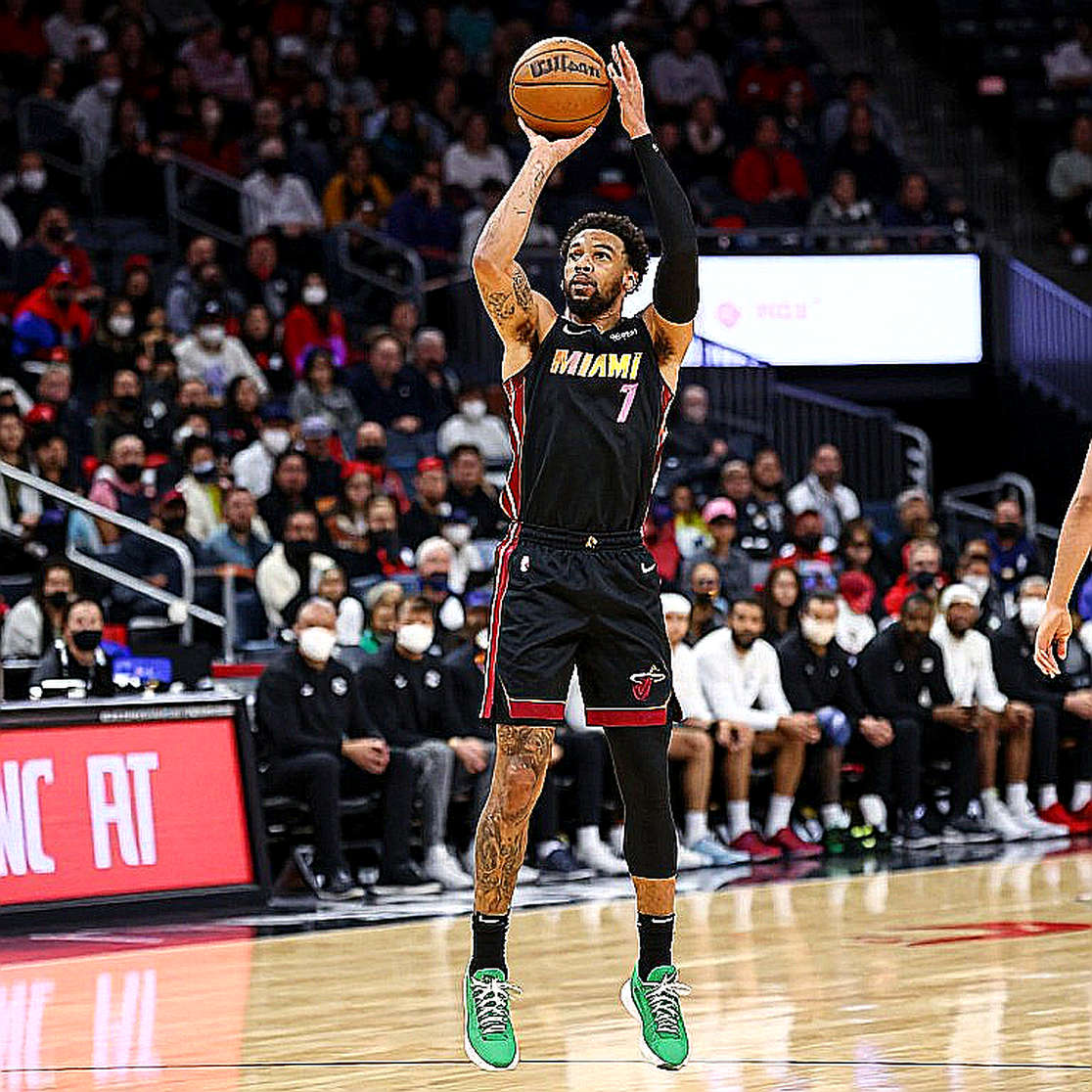 Karşıyaka thoát lệnh cấm chuyển nhượng: Bốn hồ sơ FIBA, ba cái tên và lá đơn xin tiền đằng sau thông báo chiến thắng Karşıyaka thoát lệnh cấm chuyển nhượng: Bốn hồ sơ FIBA, ba cái tên và lá đơn xin tiền đằng sau thông báo chiến thắng