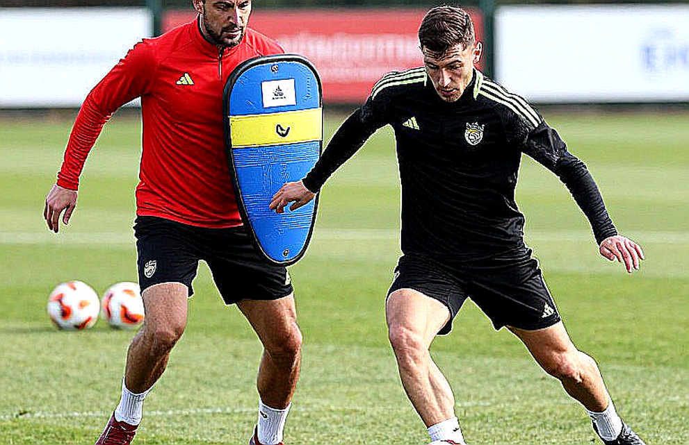 Upamecano và nghệ thuật im lặng giữa cơn bão Ballon d'Or