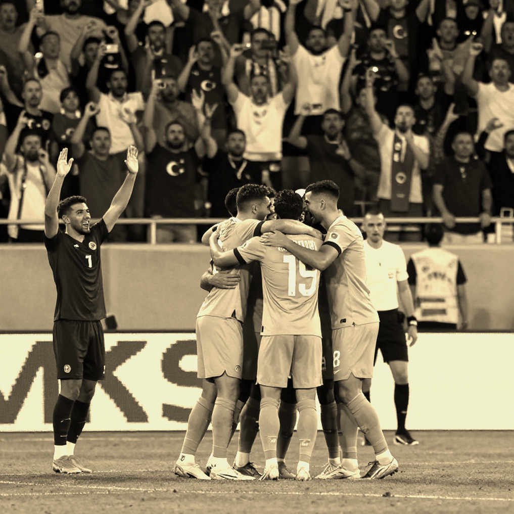 FIFA trước ngã ba đường: Kế hoạch bán World Cup bị chôn vùi và cuộc chiến định hình lại quyền lực FIFA trước ngã ba đường: Kế hoạch bán World Cup bị chôn vùi và cuộc chiến định hình lại quyền lực