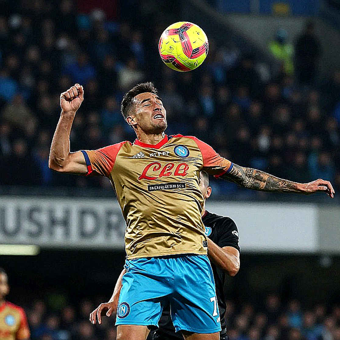 When the Data Has Nothing to Say: Lessons from an Empty Analysis in the Transfer Market