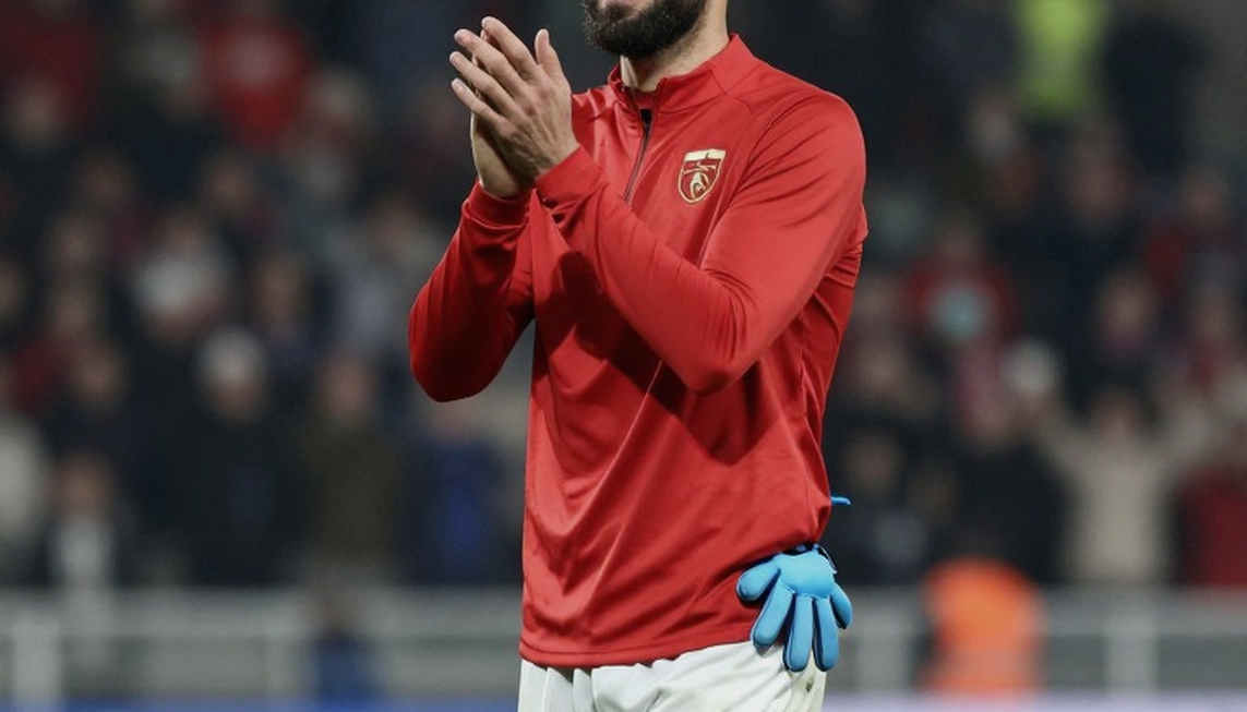 Từ Vinícius đến Bondarenko: Làn sóng huýt sáo từ Bernabéu lan sang Saudi Pro League