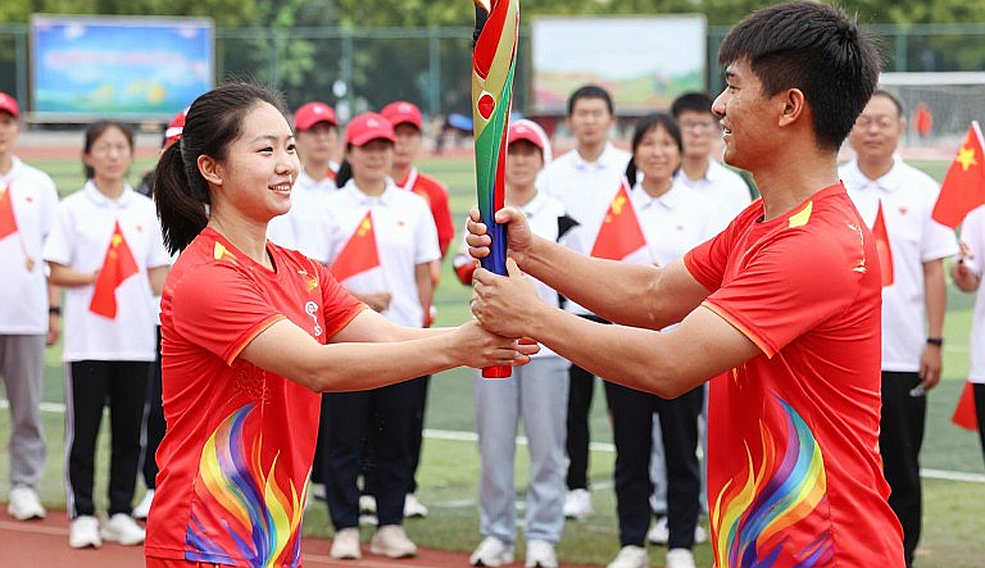 Cú đánh đầu phút 87 của Johan Vásquez: Genoa đi tiếp, nhưng mặt phẳng tấn công vẫn để trống